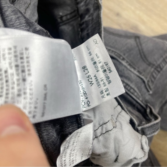 Levi’s 501 raw hem gray skinny jeans - Picture 9 of 12